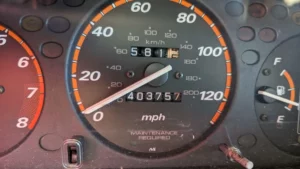 Junkyard Gem: Honda CR-V 2001 cu 403,757 mile