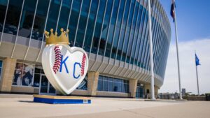 Το Kansas City Royals συνεργάζεται με το Pure Spectrum CBD