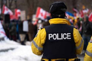 Legalisering i Kanada resulterar i färre incidenter mellan ungdomar och poliser | Höga tider