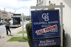 Die Hypothekennachfrage sinkt, obwohl die Zinsen die jüngsten Höchststände erreicht haben