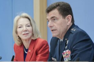 Nato valmistelee ennennäkemätöntä ilmaharjoitusta voimannäytökseksi Venäjälle