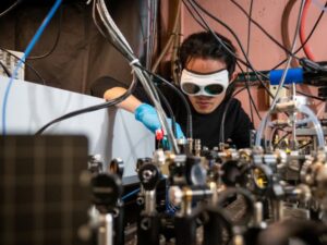 Ny alkomätare testar snabbt för COVID-19 – Physics World