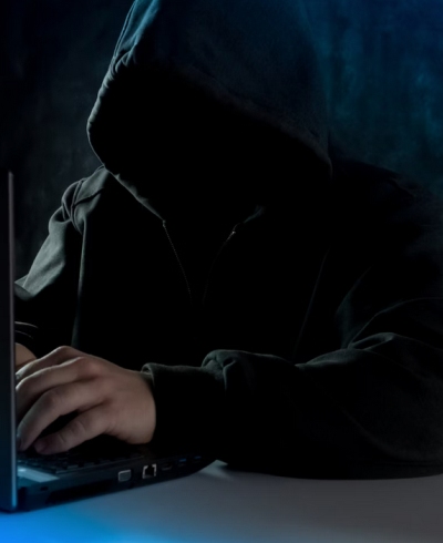 Criminale informatico di Unsplash Bermix Studio - Duo russo accusato della storica operazione di hacking di Mt. Gox e di riciclaggio di denaro BTC-e