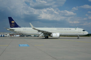 Saudia (Saudi Arabian Airlines) Airbus A321-251NX WL HZ-ASAA (msn 11200) FRA (Bernhard Ross). Pilt: 960768.