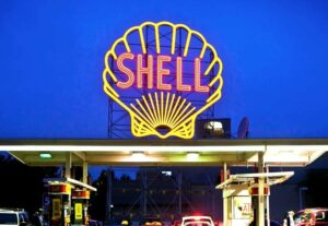 Shelli strateegiline nihe: süsinikdioksiidi vähendamise ja investorite usalduse tasakaalustamine