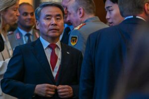 Sydkorea, Japan banker på forbedrede bånd for at imødegå Nordkorea