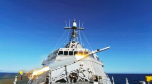Marinha espanhola receberá os primeiros mísseis Naval Strike em 2027
