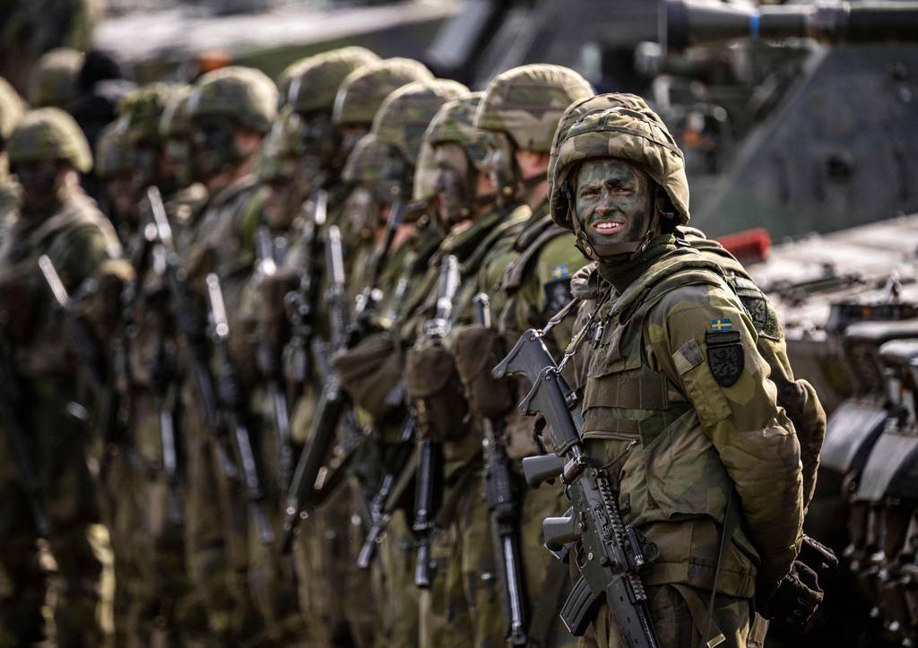 스웨덴의 지연된 NATO 입찰은 북유럽 방어 계획을 방해합니다.