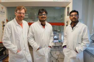 This dual solar-powered reactor converts plastic waste and CO2 ‘from thin air’ into sustainable fuels