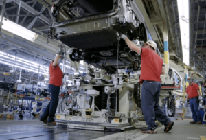 Toyota raportoi lisännyt maailmanlaajuista myyntiä toukokuussa - Detroit Bureau