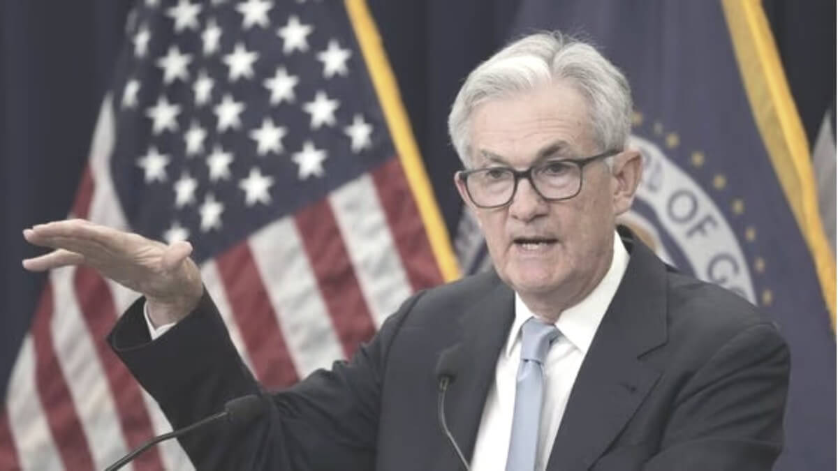 US Fed Breaks Streak, Leaves Interest Rate Unchanged