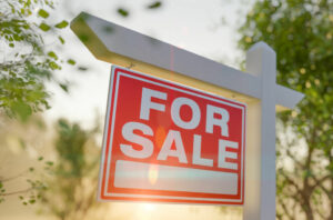 집을 팔기 위한 4가지 필수 단계