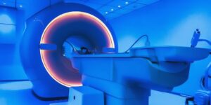 Штучний інтелект може виявити ознаки захворювання в сканах МРТ, які лікарі можуть пропустити – розшифруйте