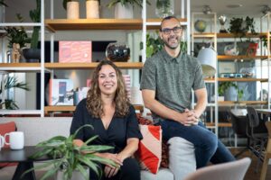 Amsterdamska platforma relokacji pracowników Settly zbiera 6 milionów euro, aby zmienić przyszłość pracy | UE-Startupy