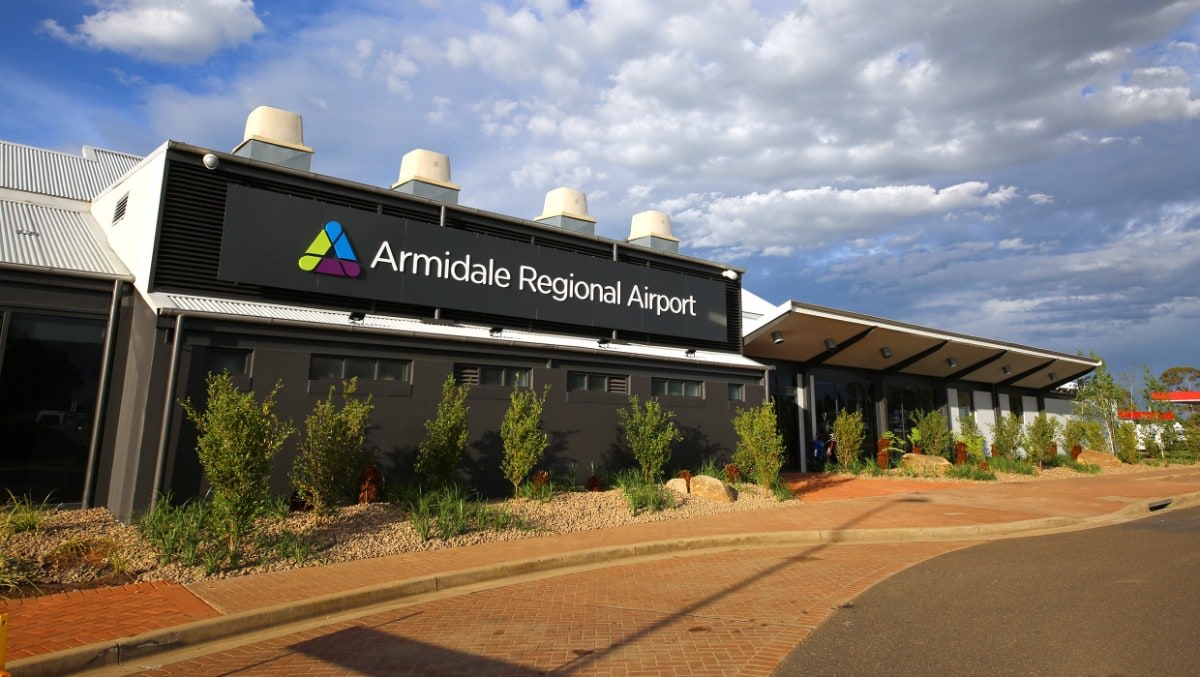 Armidale Airport sets up unscreened departure gate for Rex and Link