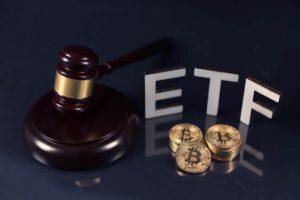 Bitcoin, Ether, topp 10 kryptoer faller; SEC aksepterer Valkyries spot Bitcoin ETF for gjennomgang