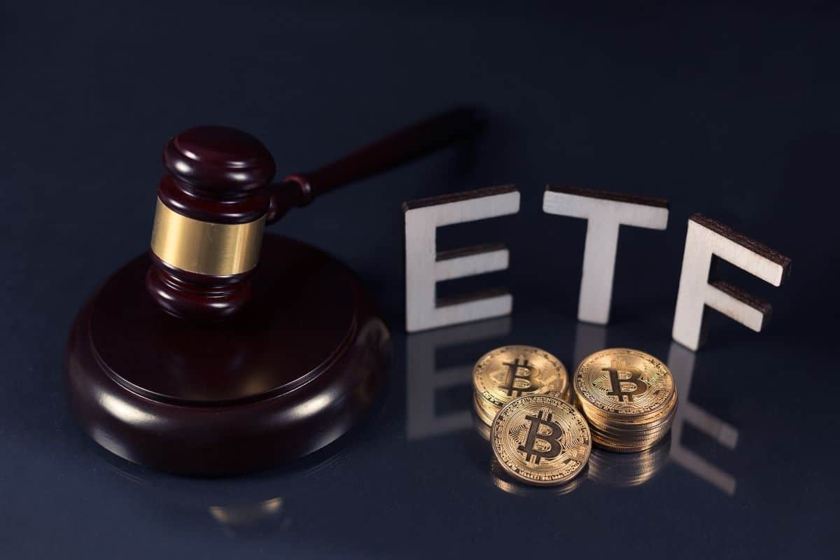 Bitcoin, eter, top 10 kripto padec; SEC sprejme promptni Bitcoin ETF Valkyrie v pregled