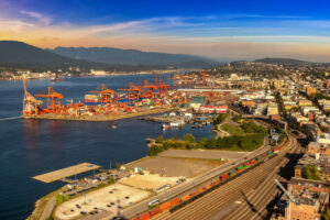 La grève des dockers frappe les ports canadiens du Pacifique