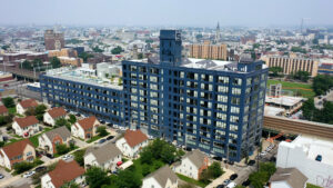 东海岸市长呼吁更多的办公室改建为公寓