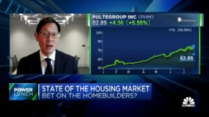 Stephen Kim, de la Evercore ISI, a pariat optimist pe constructorii de case, deoarece stocurile rămân scăzute