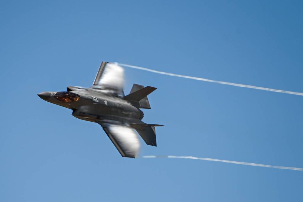 تاخیر در تحویل F-35 صدها میلیون هزینه برای لاکهید در سال 2023 دارد
