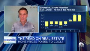 ब्लैक नाइट के एंडी वाल्डेन का कहना है कि घर की कीमतें साल-दर-साल 8% की बढ़ोतरी की राह पर हैं