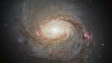 Messier 77 sett av Hubble