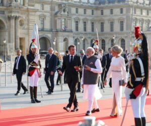 Modi의 프랑스 방문, 국방 협력 강화