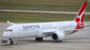 Qantas Dreamliner terbaru sudah terbang hanya 4 hari setelah kedatangannya