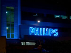 Philips oferă o ușoară creștere perspectivelor pentru 2023