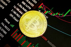 Popular Crypto Analyst Predicts Bitcoin Price Range of $40,000-$50,000 Ahead of Halving