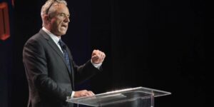 Robert F. Kennedy Jr. Says He Bought 14 Bitcoin for His Kids - Decrypt