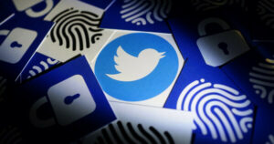 Uniswapi asutaja Twitteri kontoga seotud petturid röövisid ohvritelt 3.6 miljonit dollarit