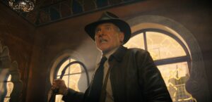 Claro, Harrison Ford es demasiado mayor para interpretar a Indiana Jones, y está bien