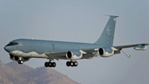 ВВС США впервые используют коммерческую дозаправку в воздухе