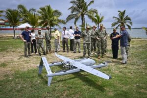 US Navy „operacjonalizuje” drony podczas ćwiczeń 4. Floty
