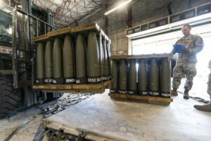 ארה"ב תשלח 500 מיליון דולר בנשק, סיוע צבאי לאוקראינה