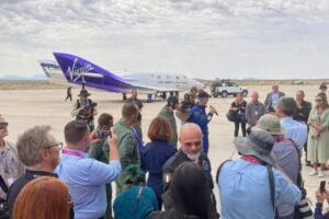 Virgin Galactic completes first commercial SpaceShipTwo suborbital flight