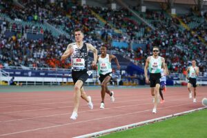 Hvorfor er mændenes 1500 m blevet så meget hurtigere i 2023?
