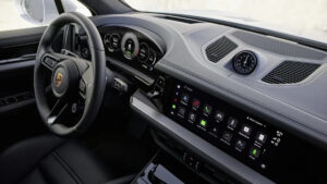 2024 Porsche Cayenne Turbo E-Hybrid je najmočnejši Cayenne doslej - Autoblog