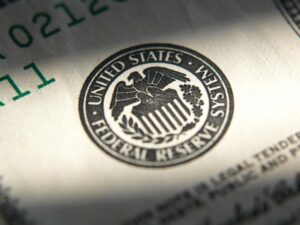 American FED To Defines The Way Of "crypto-banking" Relationship  - Bitcoinik