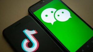 Odbor avstralskega senata opozarja, da sta lahko TikTok in WeChat največja varnostna tveganja v državi