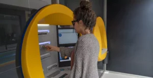 Bančništvo pri digitalni preobrazbi, ki jo vodijo veliki računalniki za finančne storitve – IBM Blog