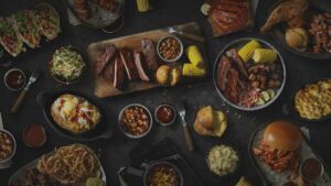 Behind the Flavors: Raziskovanje kulinaričnih navdihov menija slavnega Dava - GroupRaise