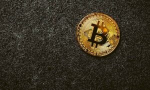 Bitcoin Minerin tulot putosivat 50% 3 kuukaudessa: Data