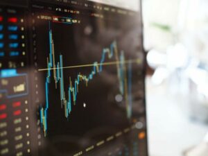 Crypto Analyst Predicts Potential Price Rallies for Bitcoin ($BTC) and DeFi Token Curve ($CRV)
