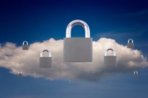Atacatorii cibernetici îngrămădesc servere OpenFire Cloud cu Takeover Barrage