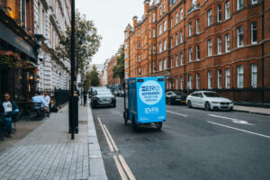 Evri ruller ut e-lastesykler i flere byer i Storbritannia