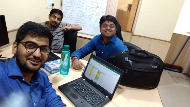 Harinath with LogiNext Team