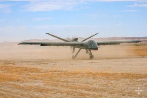 GA-ASI 莫哈韦短距起降无人机完成首次泥土作业
